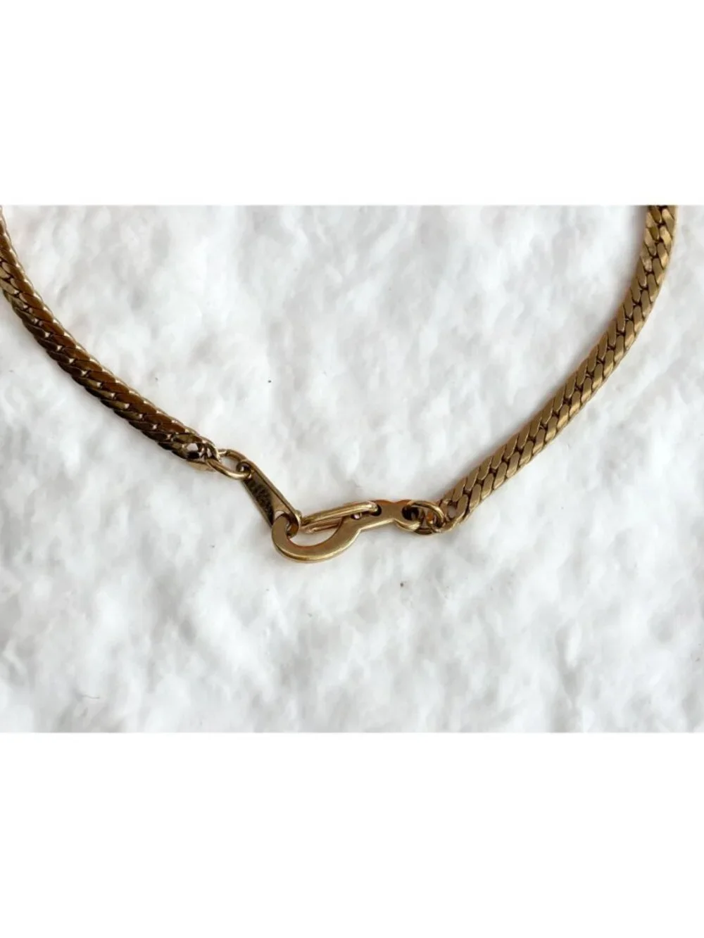 Gold Toned Herringbone Chain Minimalist 80's Vintage Bracelet